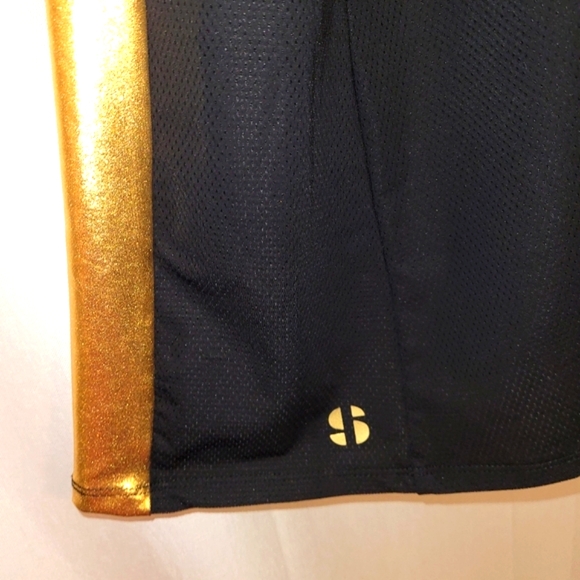 Dress - Picture 5 of 9